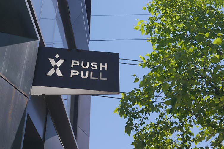 Push Pull sign outside shop