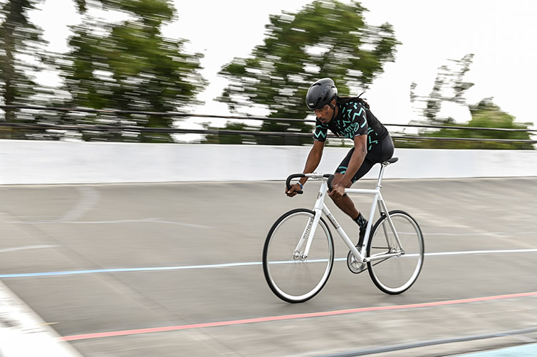 Leo Rodgers rides All-City Thunderdome in Zig Zag